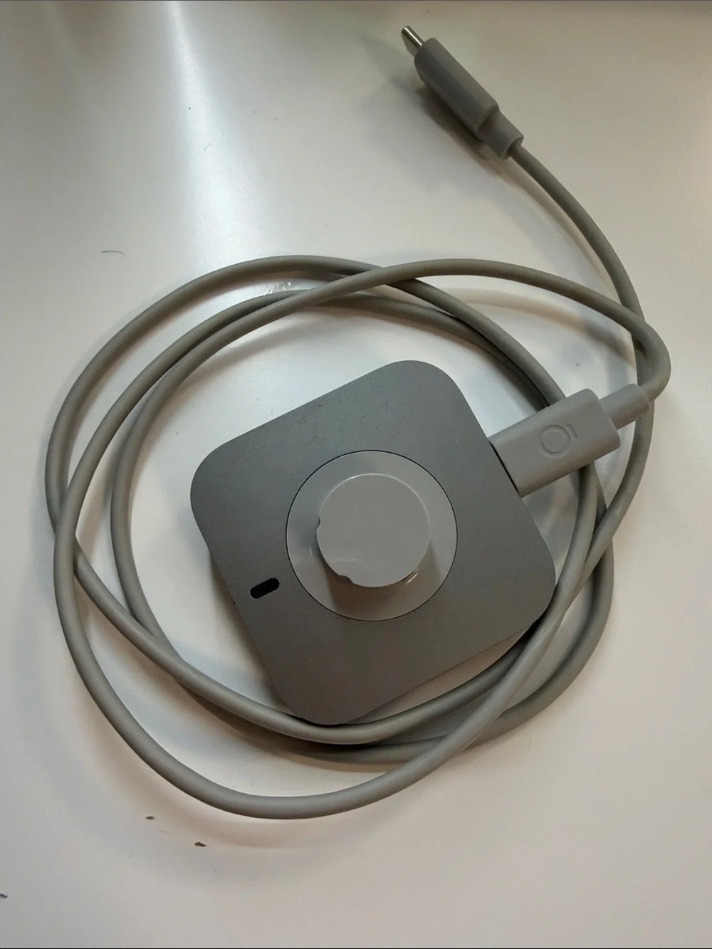 Oura Gray Magnetic Charger (Light Gray)